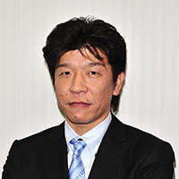 山城 徹也